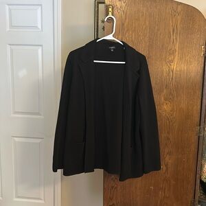 Lovely Heavy black knit Sweater/Jacket